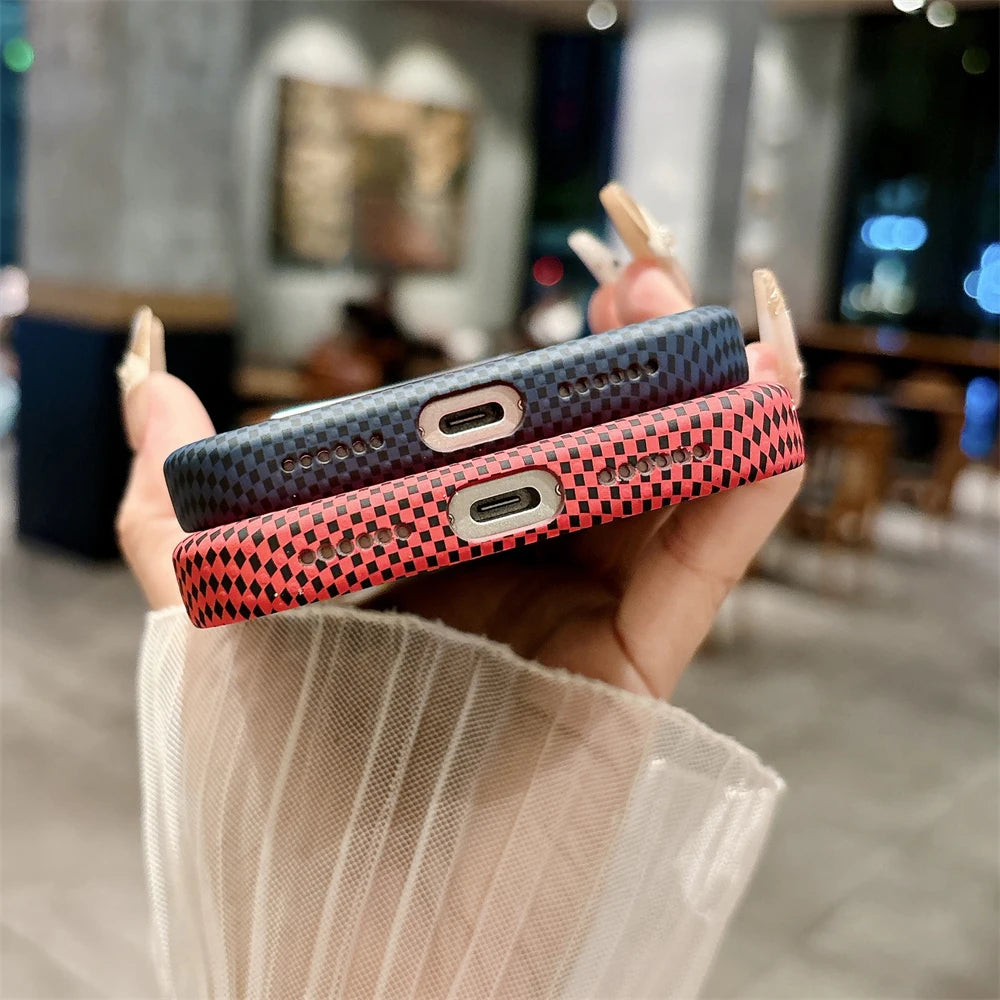 Luxuriöse Kelvar-Telefonhülle aus Kohlefaser für iPhone 17 Air 17 Pro Max, magnetisches kabelloses Laden, ultradünn, harte, bunte Abdeckung